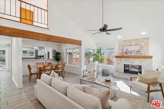 2216 Carlsbad Court, Simi Valley, CA 93063