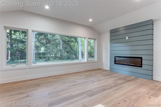 786 S Cranbrook Road, Bloomfield Charter Township, MI 48301