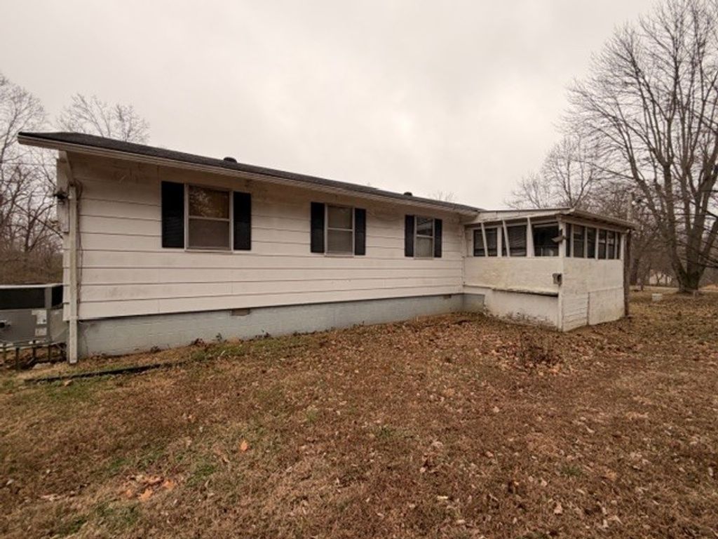 1014 Bucksnort Rd, Ashland City, TN 37015