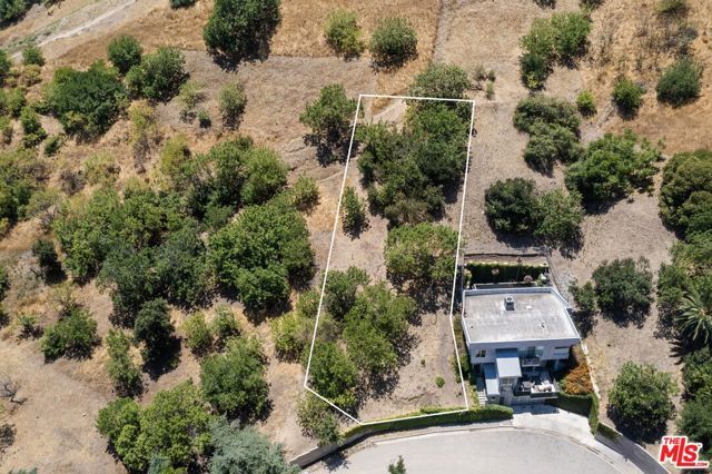 3995 GLENALBYN Drive, Los Angeles, CA 90065