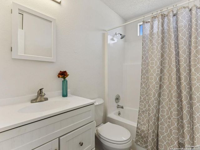 3710 Pipers Cross, San Antonio, TX 78251