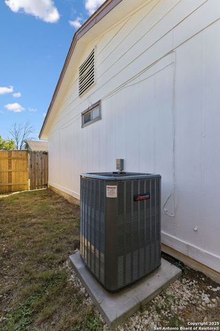 3710 Pipers Cross, San Antonio, TX 78251