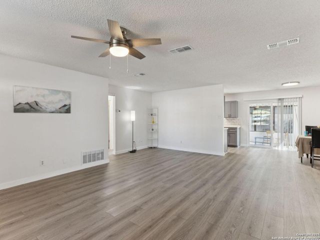 3710 Pipers Cross, San Antonio, TX 78251