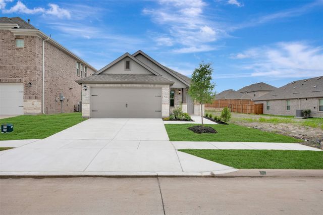 746 Gentle Bird Drive, Lavon, TX 75166