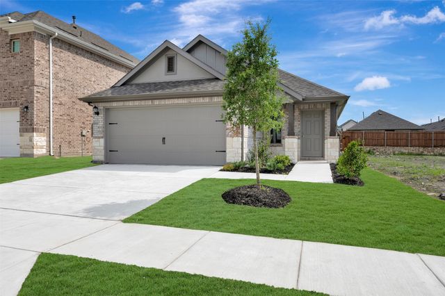 746 Gentle Bird Drive, Lavon, TX 75166