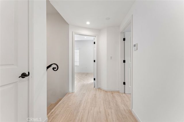 913 N Hilldale Avenue 3, West Hollywood, CA 90069