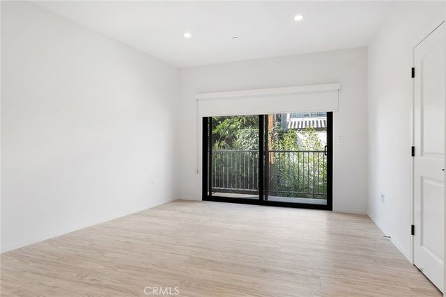 913 N Hilldale Avenue 3, West Hollywood, CA 90069