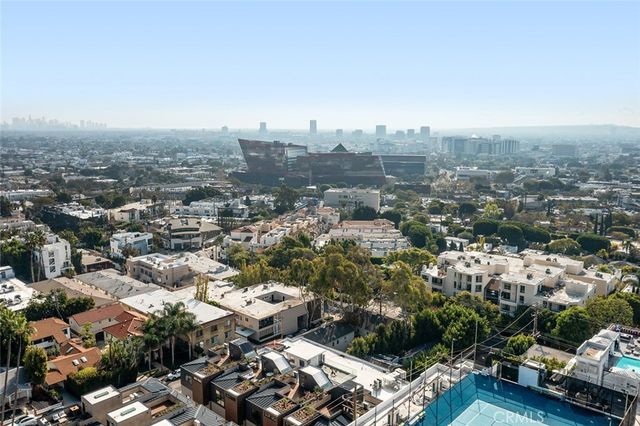 913 N Hilldale Avenue 3, West Hollywood, CA 90069