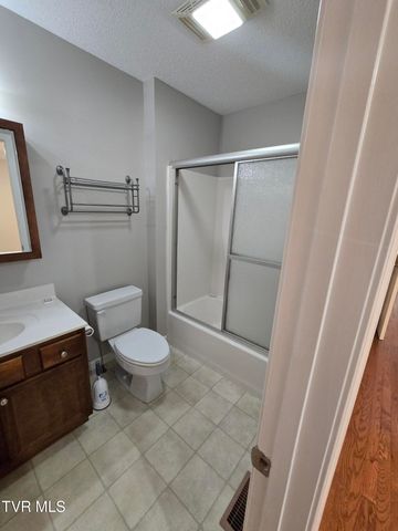 210 Taylor Drive, Piney Flats, TN 37686