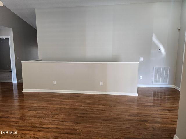 210 Taylor Drive, Piney Flats, TN 37686