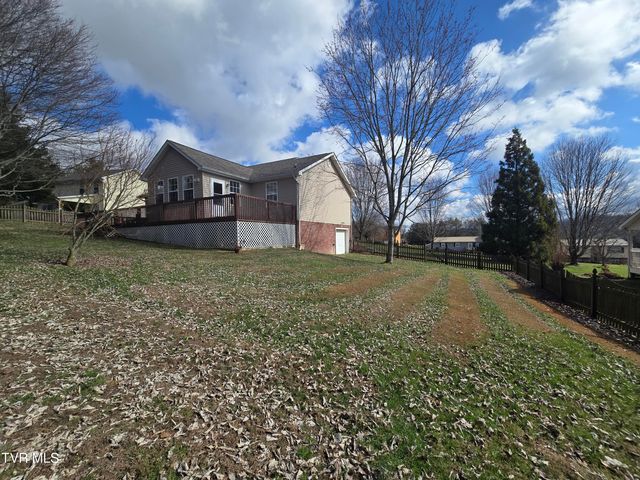 210 Taylor Drive, Piney Flats, TN 37686