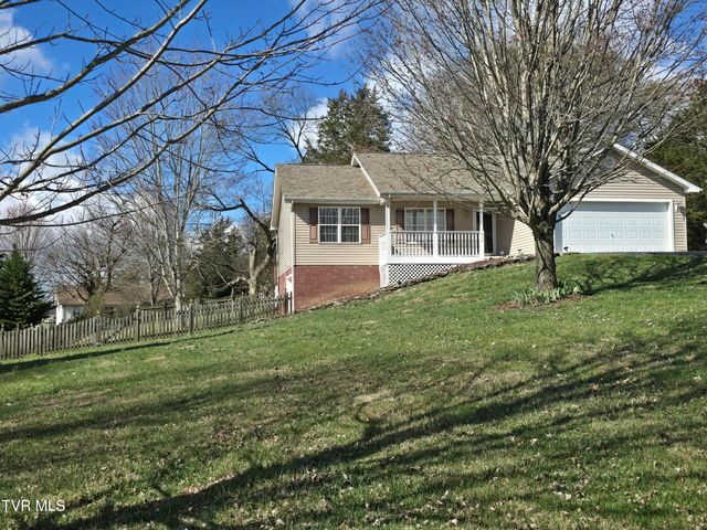 210 Taylor Drive, Piney Flats, TN 37686