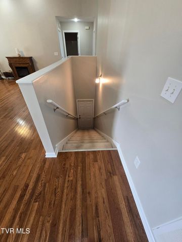 210 Taylor Drive, Piney Flats, TN 37686