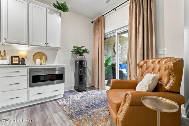 14605 Reserve Park Pl, Louisville, KY 40299