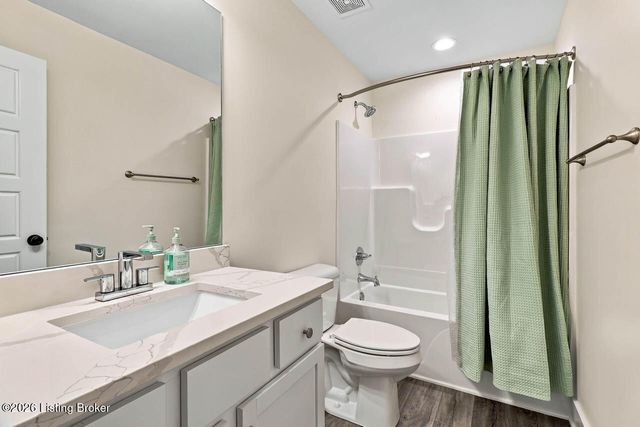 14605 Reserve Park Pl, Louisville, KY 40299