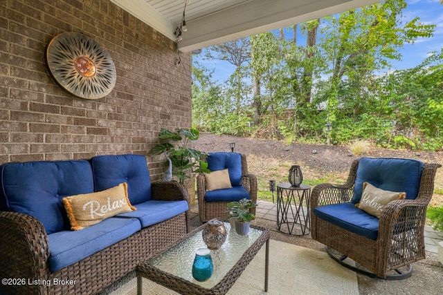 14605 Reserve Park Pl, Louisville, KY 40299