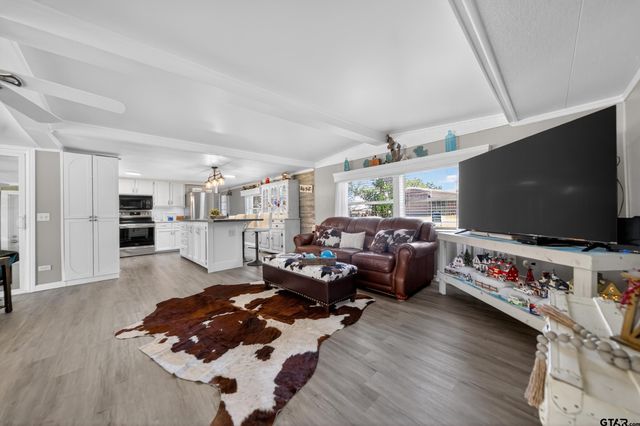 7320 Panorama Dr, Frankston, TX 75763