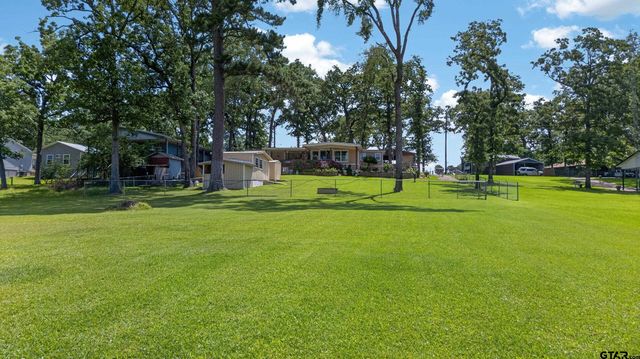 7320 Panorama Dr, Frankston, TX 75763