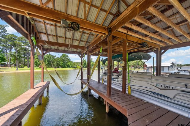 7320 Panorama Dr, Frankston, TX 75763