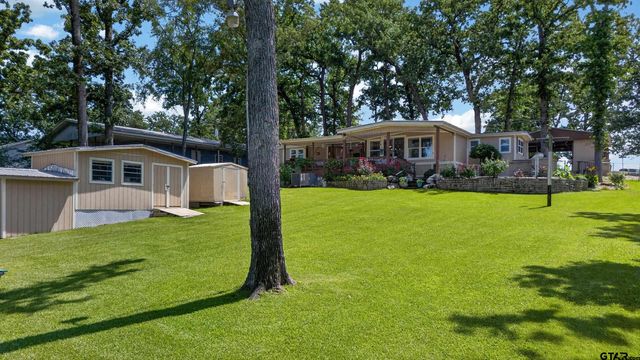 7320 Panorama Dr, Frankston, TX 75763