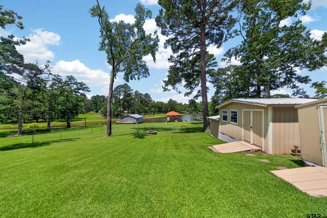 7320 Panorama Dr, Frankston, TX 75763