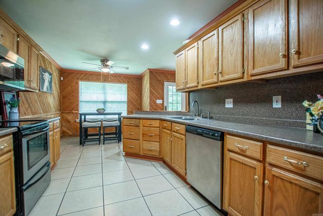 1914 Yielding Road, Cabot, AR 72176