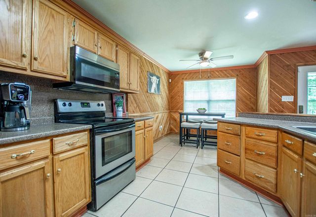 1914 Yielding Road, Cabot, AR 72176