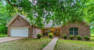 1914 Yielding Road, Cabot, AR 72176