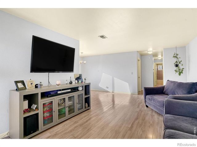 9848 Appletree Place, Thornton, CO 80260