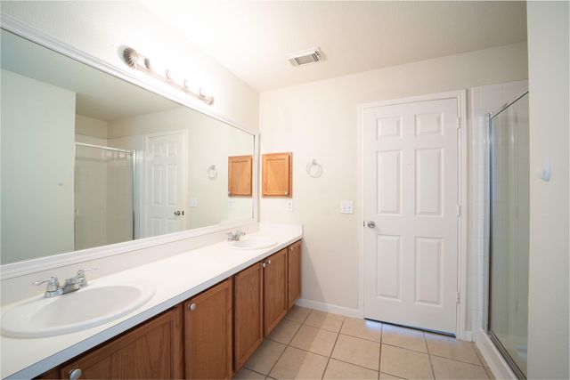 17531 Hoover Gardens Drive, Houston, TX 77095