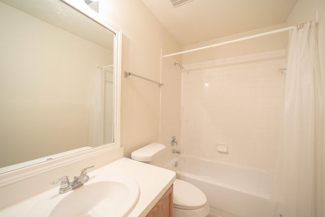 17531 Hoover Gardens Drive, Houston, TX 77095