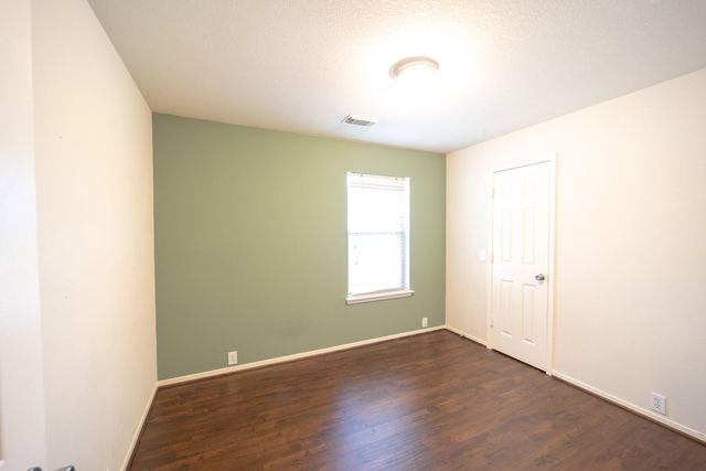 17531 Hoover Gardens Drive, Houston, TX 77095