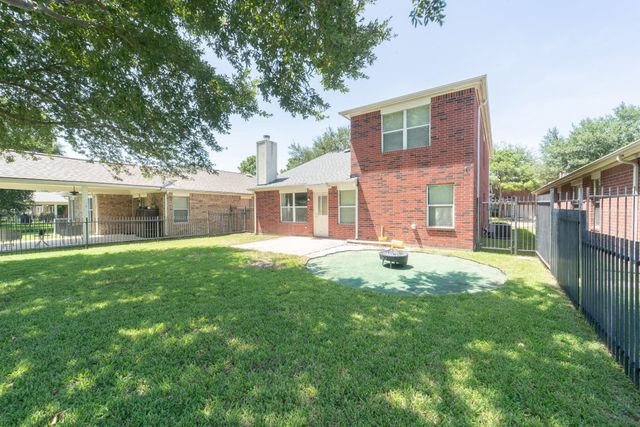 17531 Hoover Gardens Drive, Houston, TX 77095