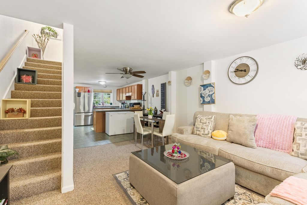 51 Carriage Lane B, Portland, ME 04103 — photo 4