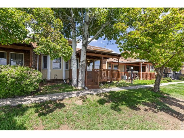 1546 W 29th St, Loveland, CO 80538