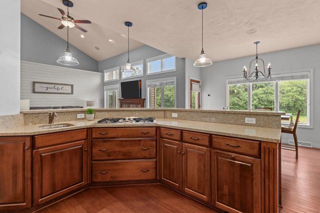 493 DALTON ROAD, Neenah, WI 54956