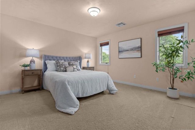 493 DALTON ROAD, Neenah, WI 54956