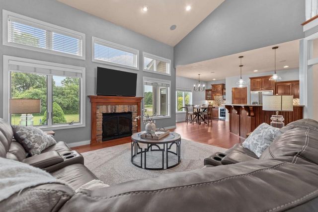 493 DALTON ROAD, Neenah, WI 54956