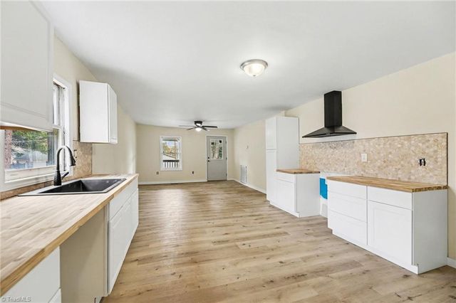 304 Phillips Street, Thomasville, NC 27360