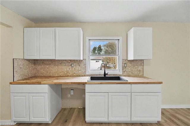 304 Phillips Street, Thomasville, NC 27360