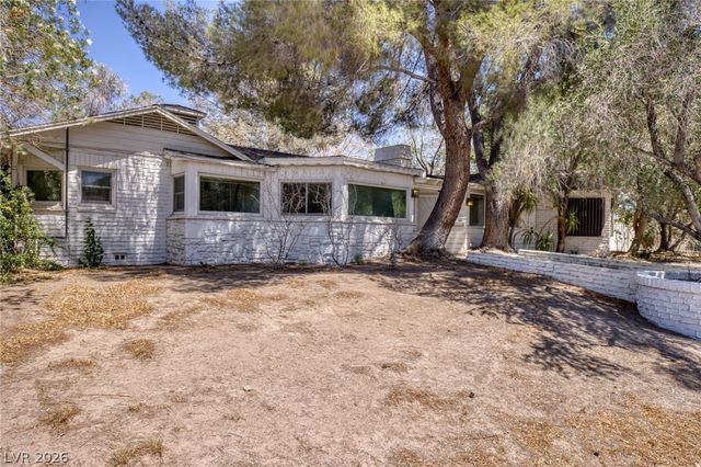 1200 OAK TREE Lane, Las Vegas, NV 89108