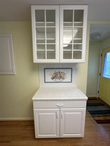 2631 N Maple Road, Ann Arbor, MI 48103