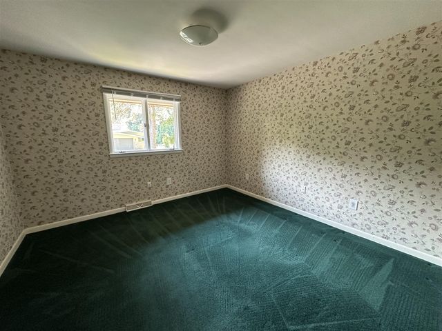 2631 N Maple Road, Ann Arbor, MI 48103
