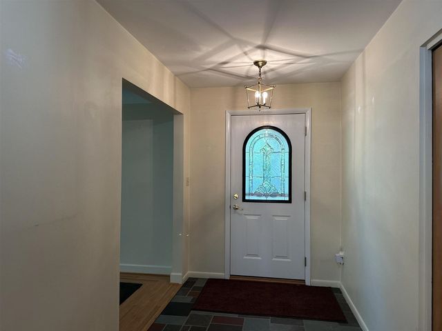 2631 N Maple Road, Ann Arbor, MI 48103