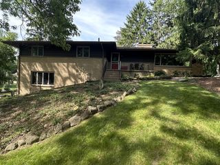 2631 N Maple Road, Ann Arbor, MI 48103