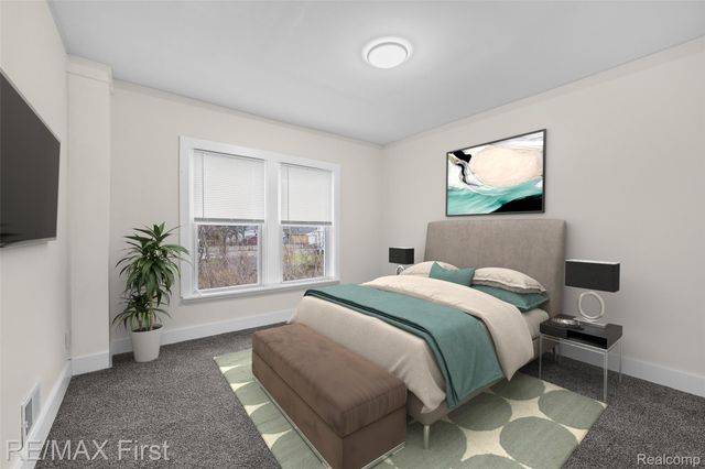 556 Leicester Court, Detroit, MI 48202