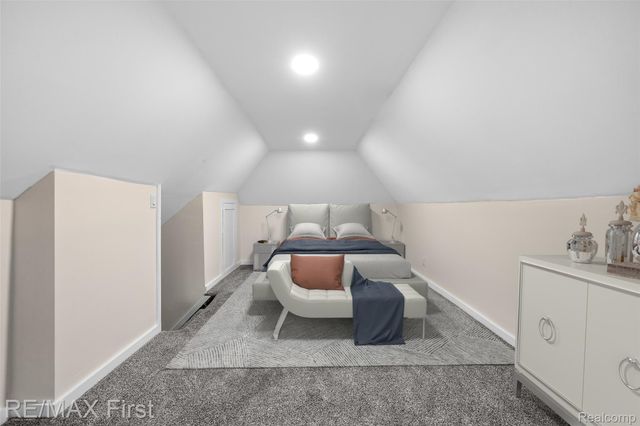 556 Leicester Court, Detroit, MI 48202