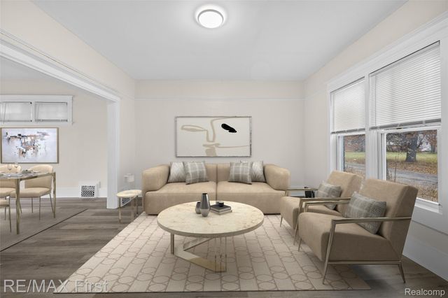 556 Leicester Court, Detroit, MI 48202