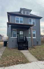 556 Leicester Court, Detroit, MI 48202