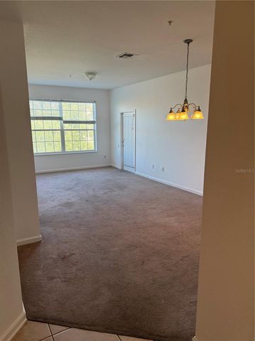 3332 ROBERT TRENT JONES DR 40503, Orlando, FL 32835